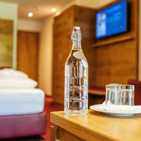 Szálloda Natur-genuss-hotel Sonnasita Faschina