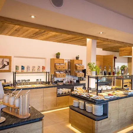 מלון Natur-genuss-hotel Sonnasita 3*