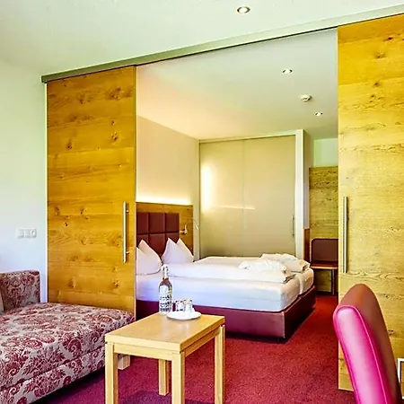 Szálloda Natur-genuss-hotel Sonnasita Faschina