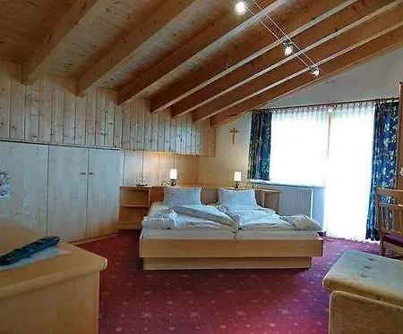 מלון Natur-genuss-hotel Sonnasita 3*